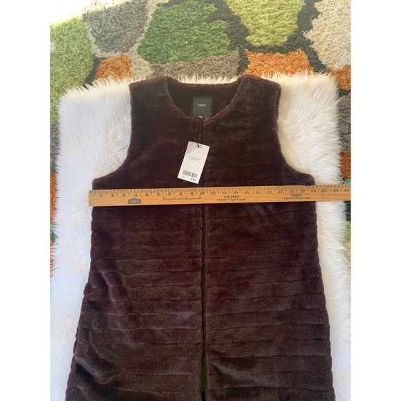 Next fuzzy vest - Picture 6 of 8